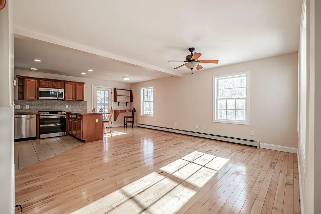 15 Amy Lane Westbrook ME 04092