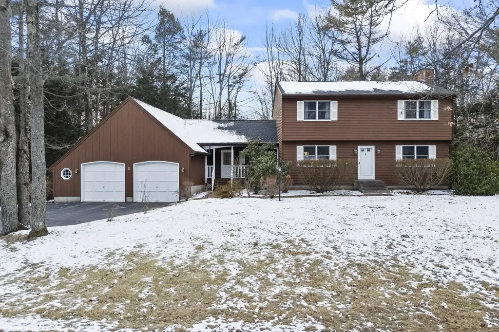 3 Merganser Lane Topsham ME 04086