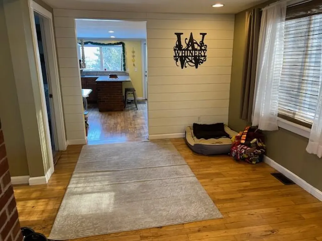 24 Hewey Street Bangor ME 04401