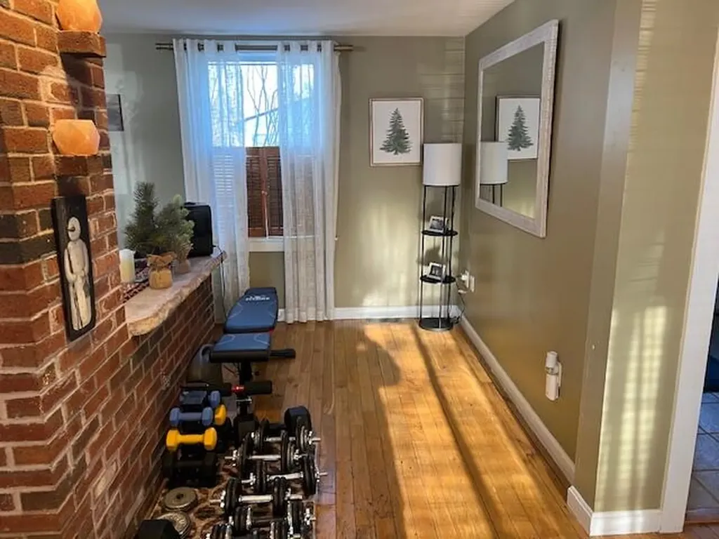 24 Hewey Street Bangor ME 04401