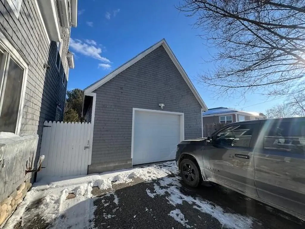 24 Hewey Street Bangor ME 04401