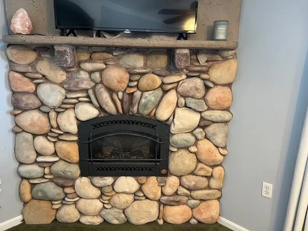 24 Hewey Street Bangor ME 04401