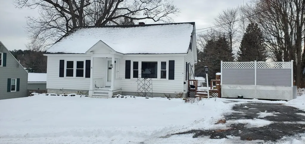 36 Longwood Avenue Augusta ME 04330
