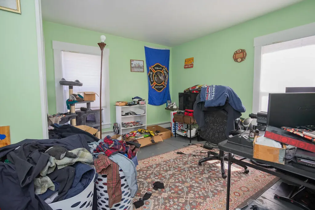 167-169 Perham Street Farmington ME 04938
