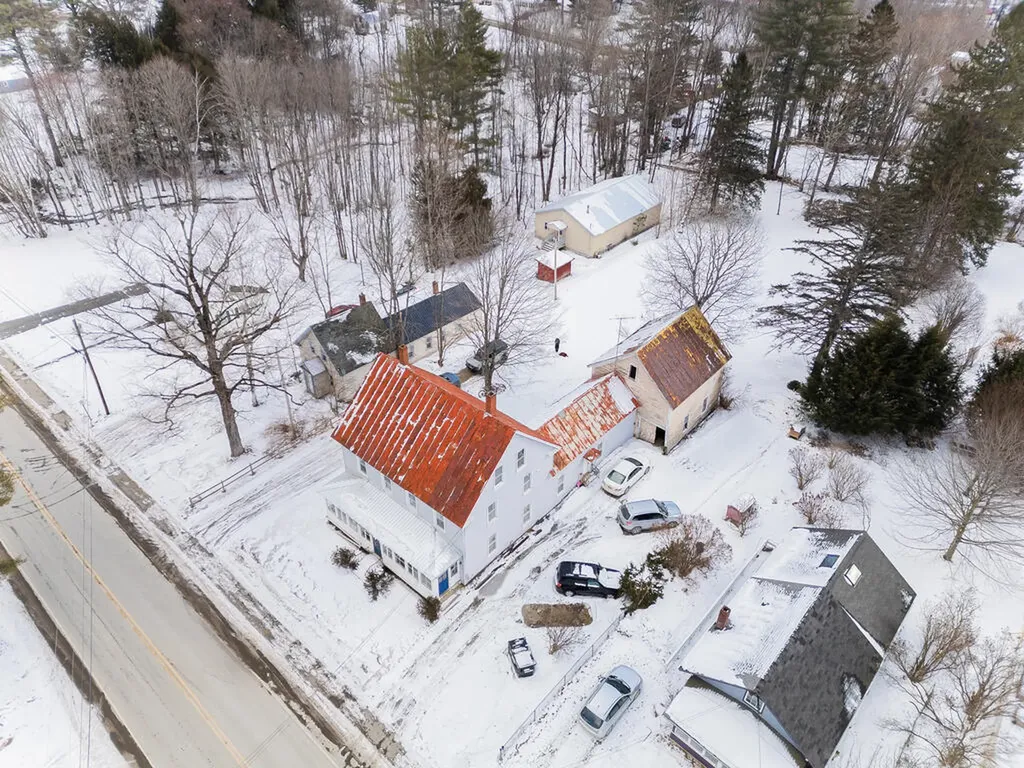 167-169 Perham Street Farmington ME 04938