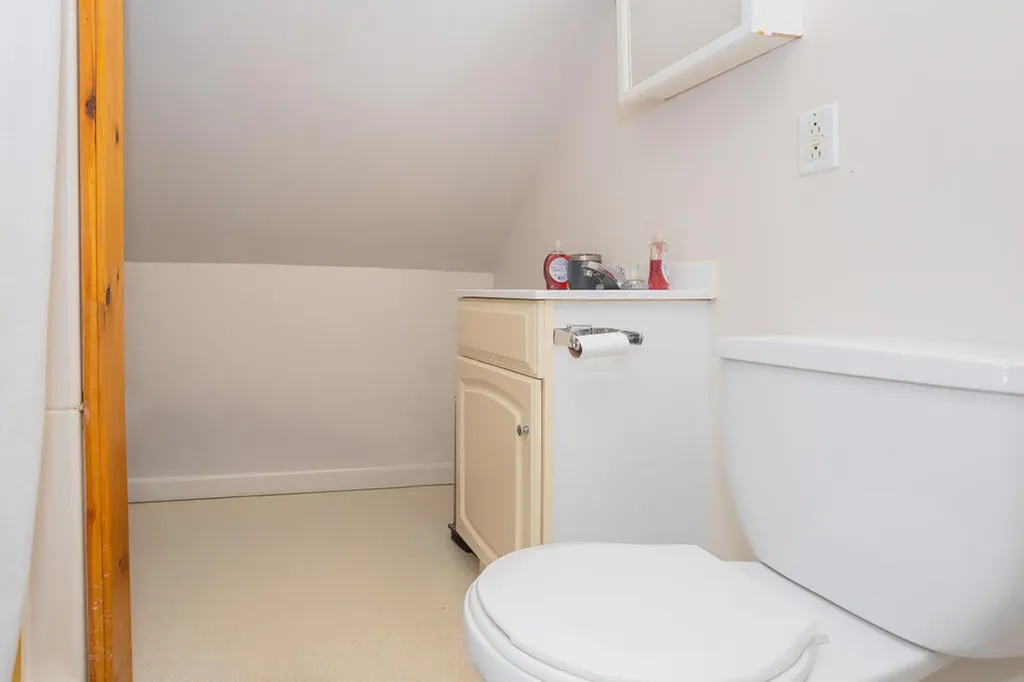 167-169 Perham Street Farmington ME 04938