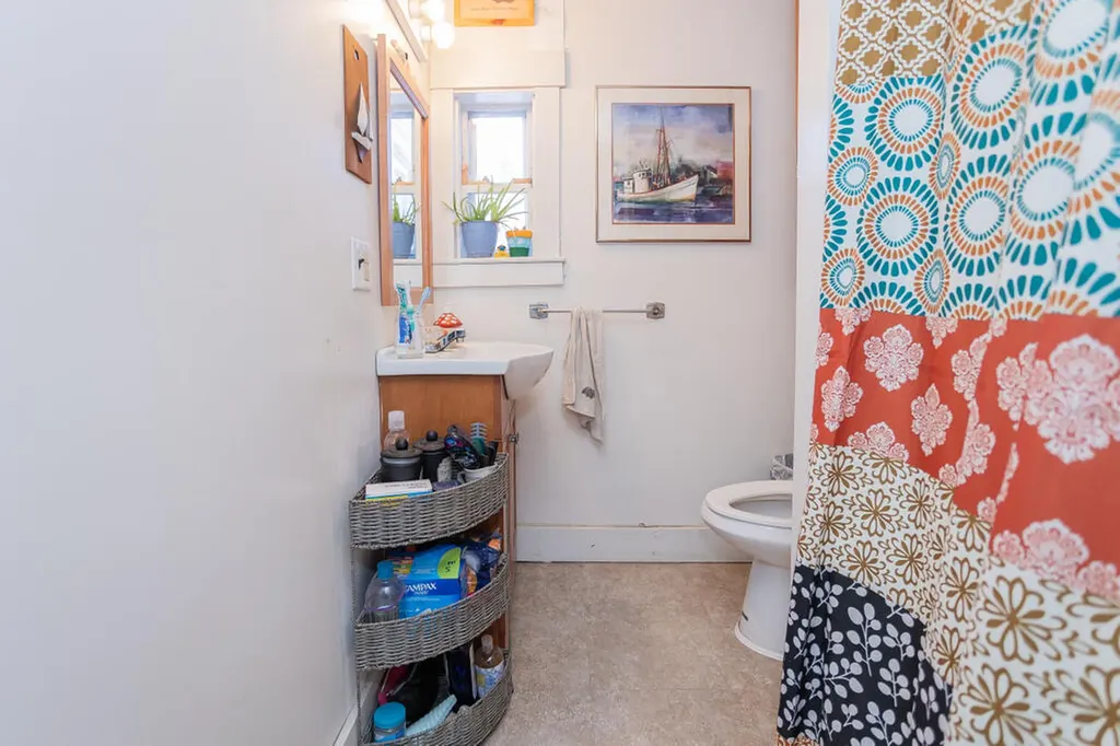 167-169 Perham Street Farmington ME 04938