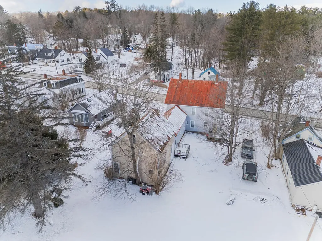 167-169 Perham Street Farmington ME 04938