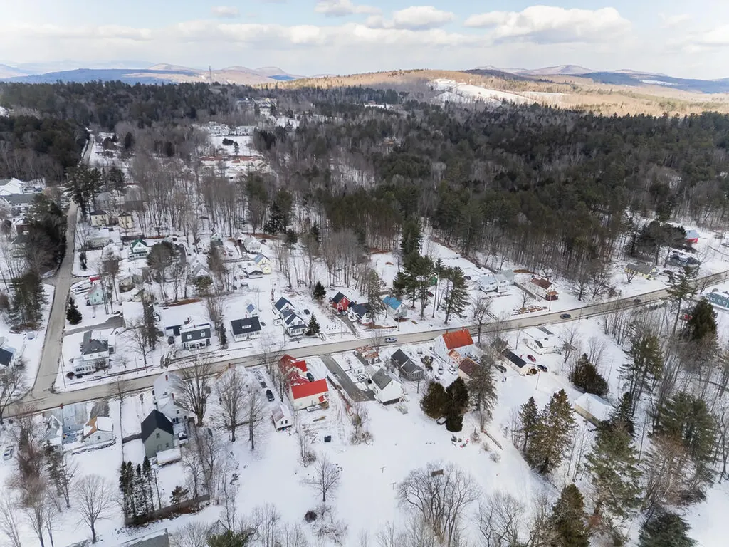 167-169 Perham Street Farmington ME 04938