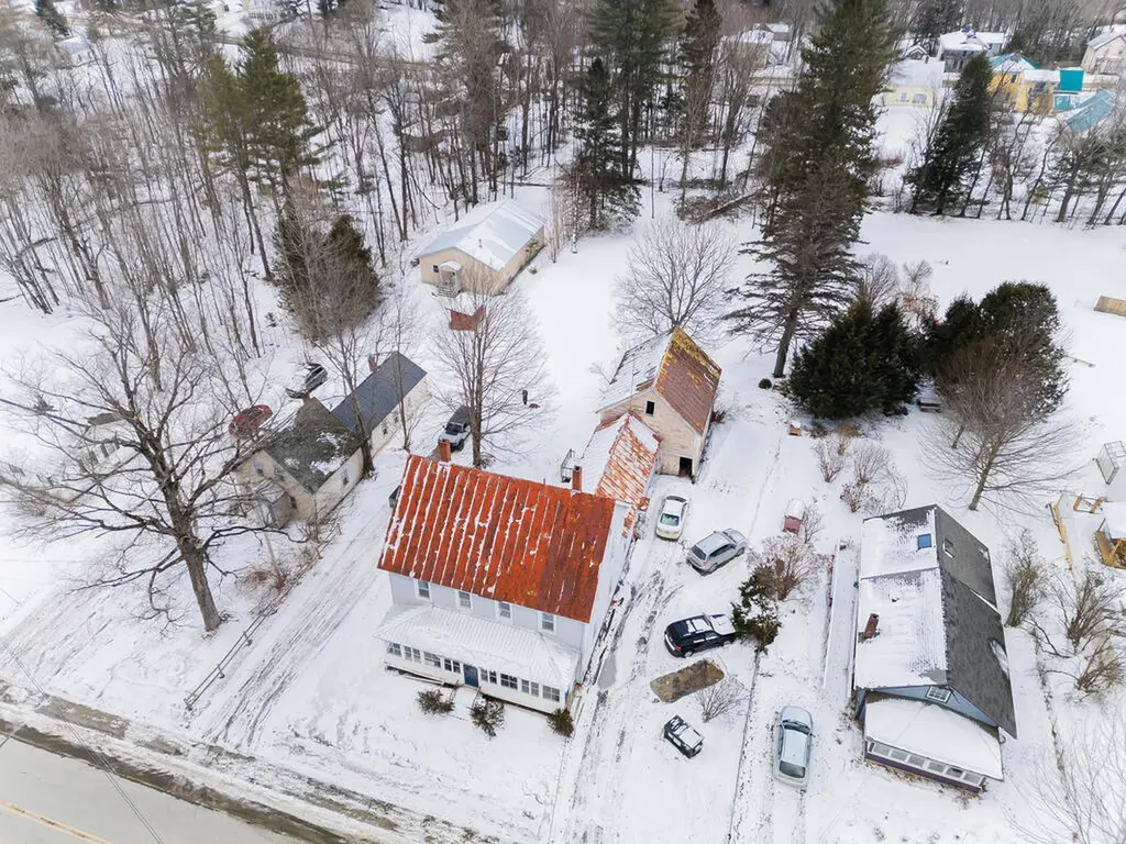 167-169 Perham Street Farmington ME 04938