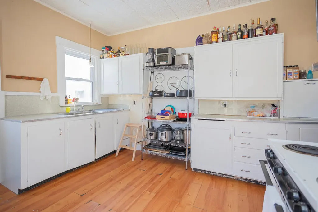 167-169 Perham Street Farmington ME 04938