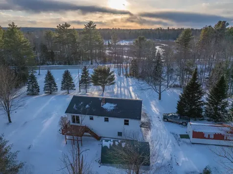 4409 Bennoch Road Alton ME 04468