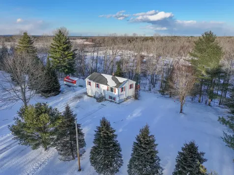 4409 Bennoch Road Alton ME 04468