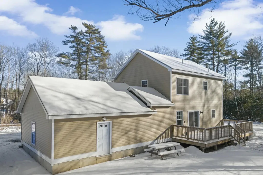 114 Randall Road North Berwick ME 03906
