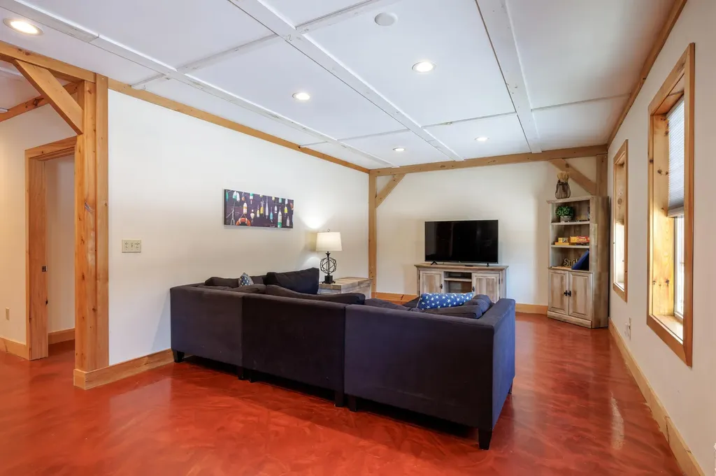 19 Autumn Road Ellsworth ME 04605