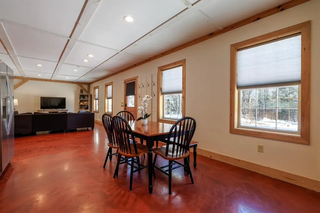 19 Autumn Road Ellsworth ME 04605