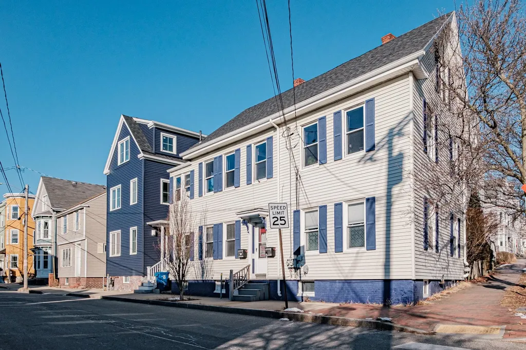 89 Sheridan Street Portland ME 04101