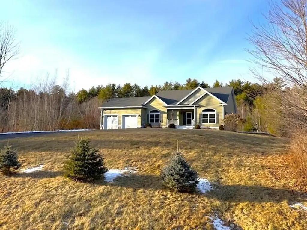 9 Tamarack Lane Scarborough ME 04074