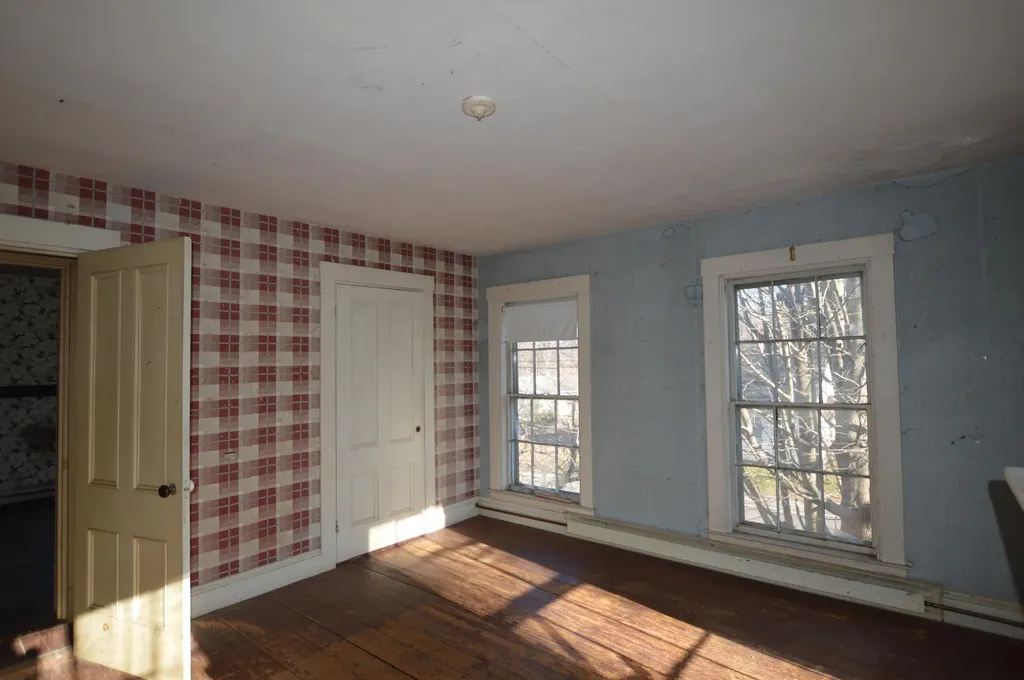 723 Main Street Monmouth ME 04259
