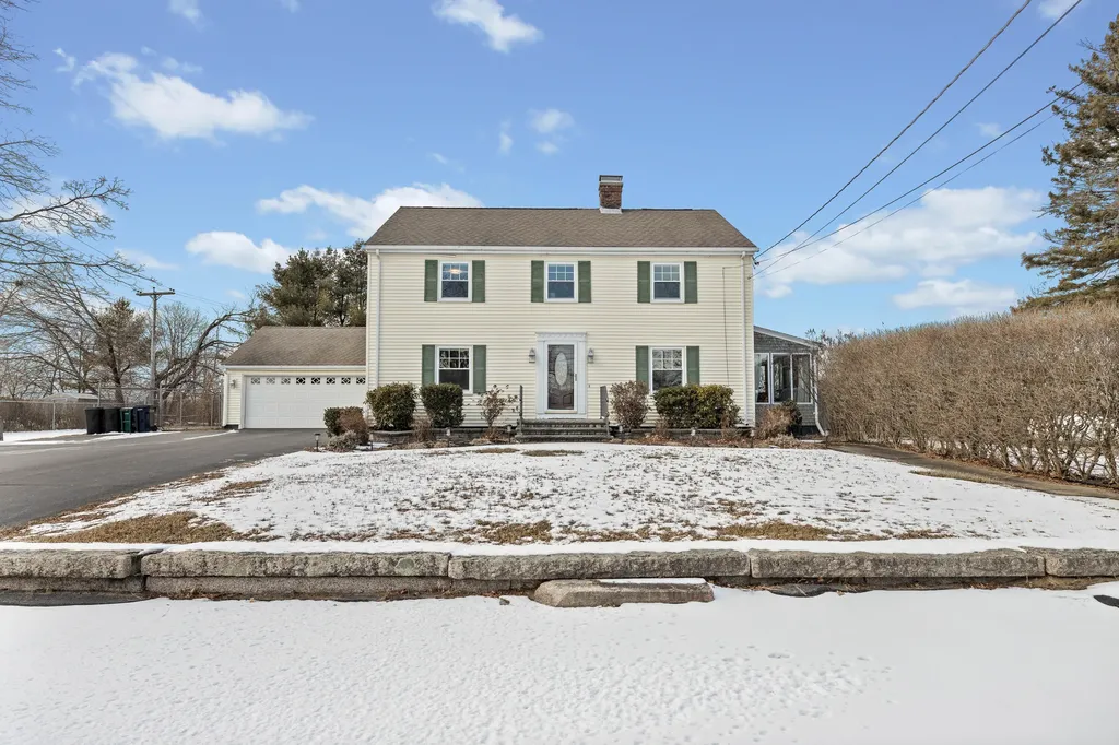 12 Lindale Avenue Biddeford ME 04005