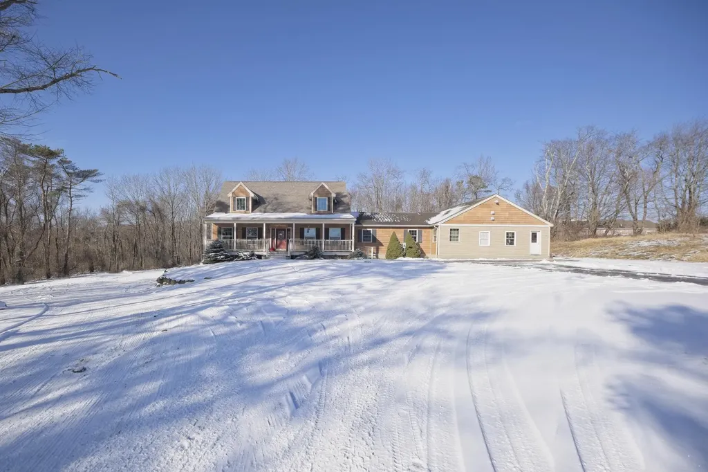 394 Old County Road Rockland ME 04841