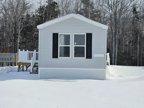 6 Goose Neck Road Hancock ME 04640