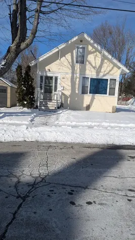 10 Summer Street Sanford ME 04073