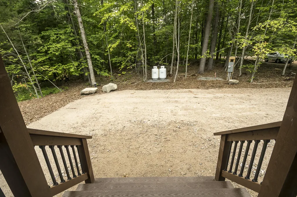 15 Rileys Run Bridgton ME 04009