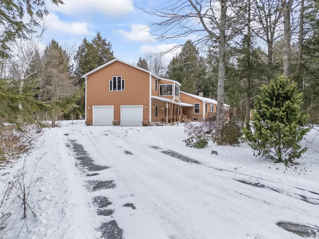 25 Jeffrey Woods Road Windham ME 04062