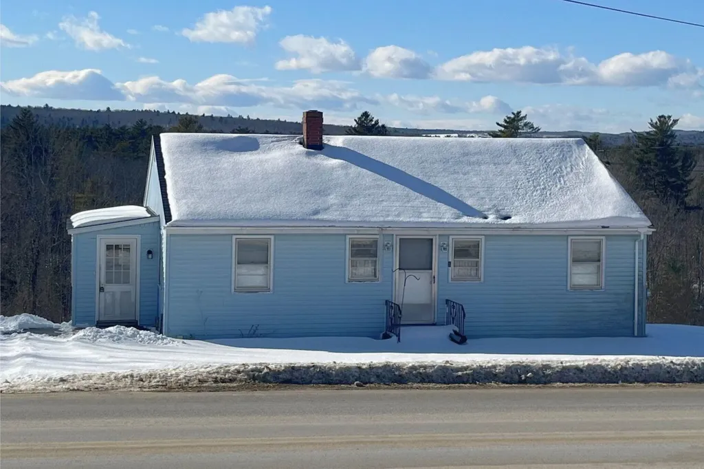 8 Bald Hill Road New Gloucester ME 04260