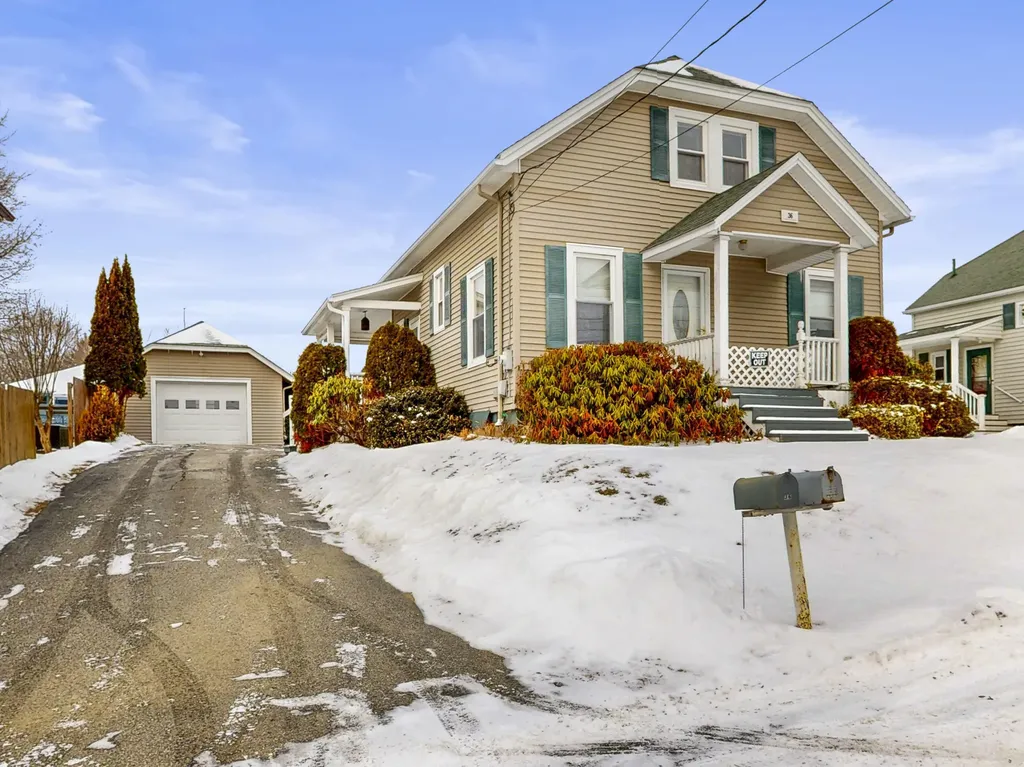 36 Cassell Street Lewiston ME 04240