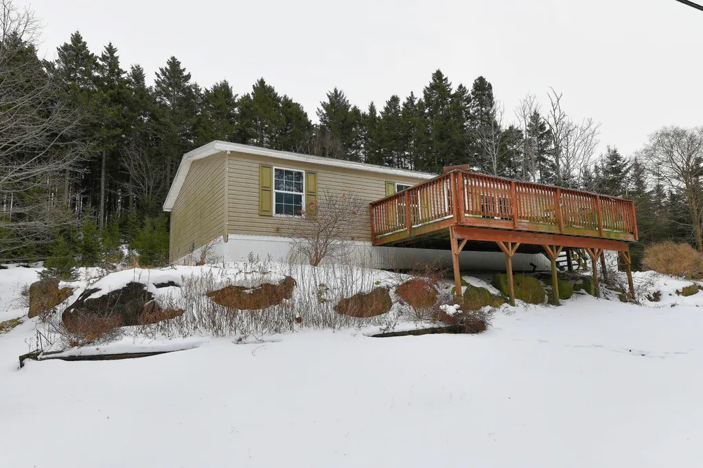 638 Oceanville Road Stonington ME 04681