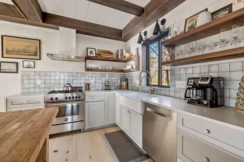 41 Mills Road Kennebunkport ME 04046