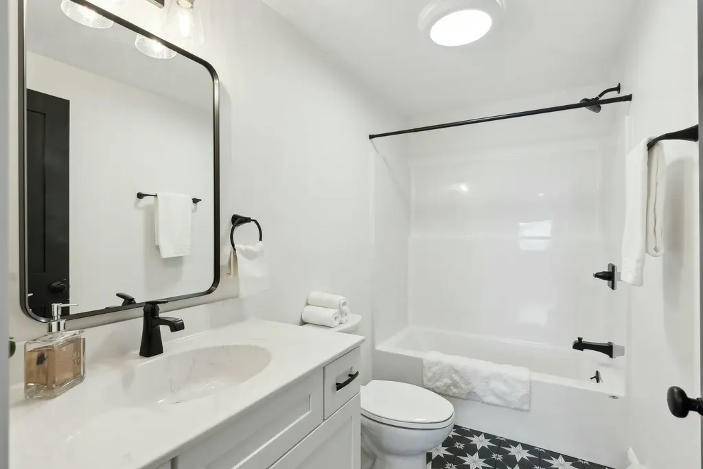 51 Mckeen Street Brunswick ME 04011