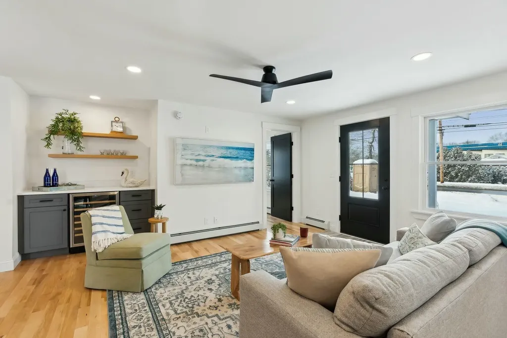 51 Mckeen Street Brunswick ME 04011