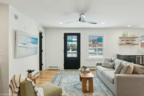 51 Mckeen Street Brunswick ME 04011