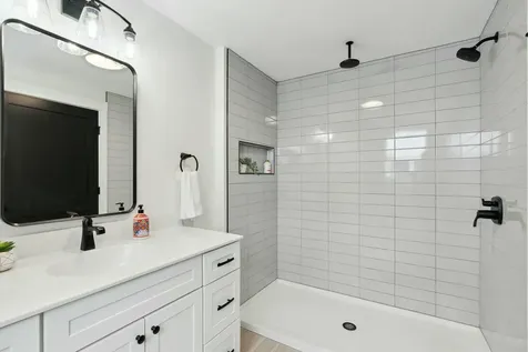 51 Mckeen Street Brunswick ME 04011