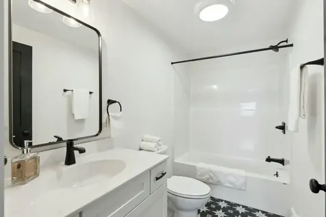 51 Mckeen Street Brunswick ME 04011