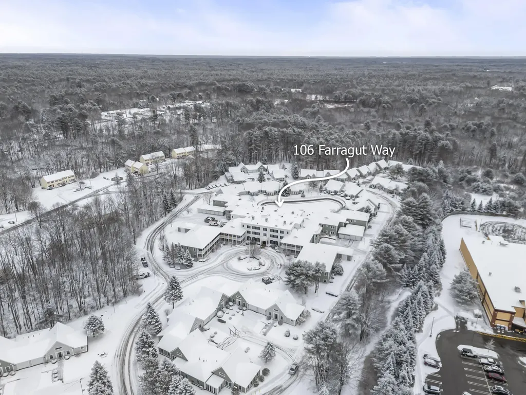 106 Farragut Way Kennebunk ME 04043