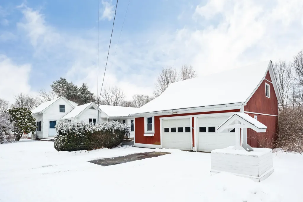 18 Fernald Road Kittery ME 03904