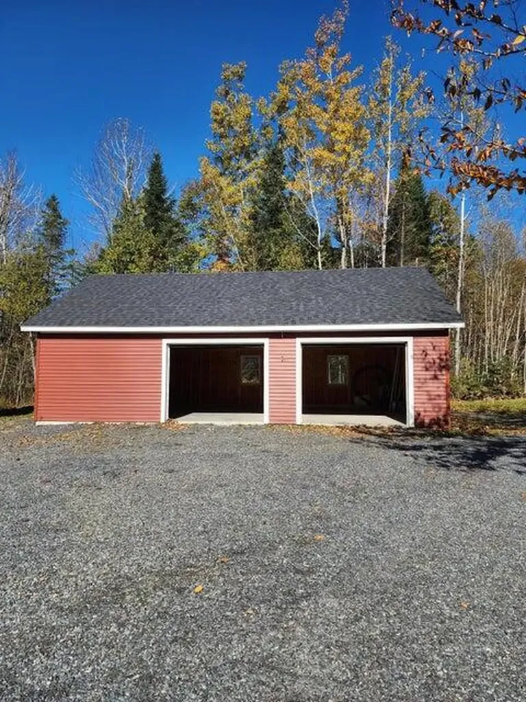 17 Faiths Way Fairfield ME 04937