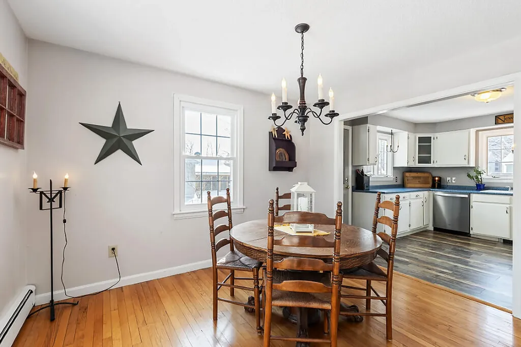 26 Barrows Drive Topsham ME 04086