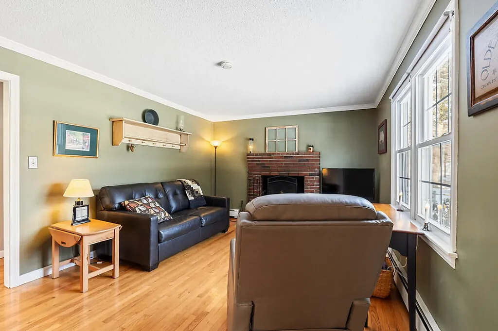 26 Barrows Drive Topsham ME 04086