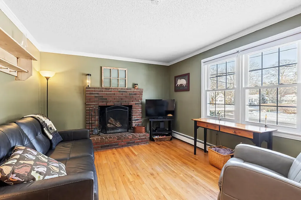 26 Barrows Drive Topsham ME 04086