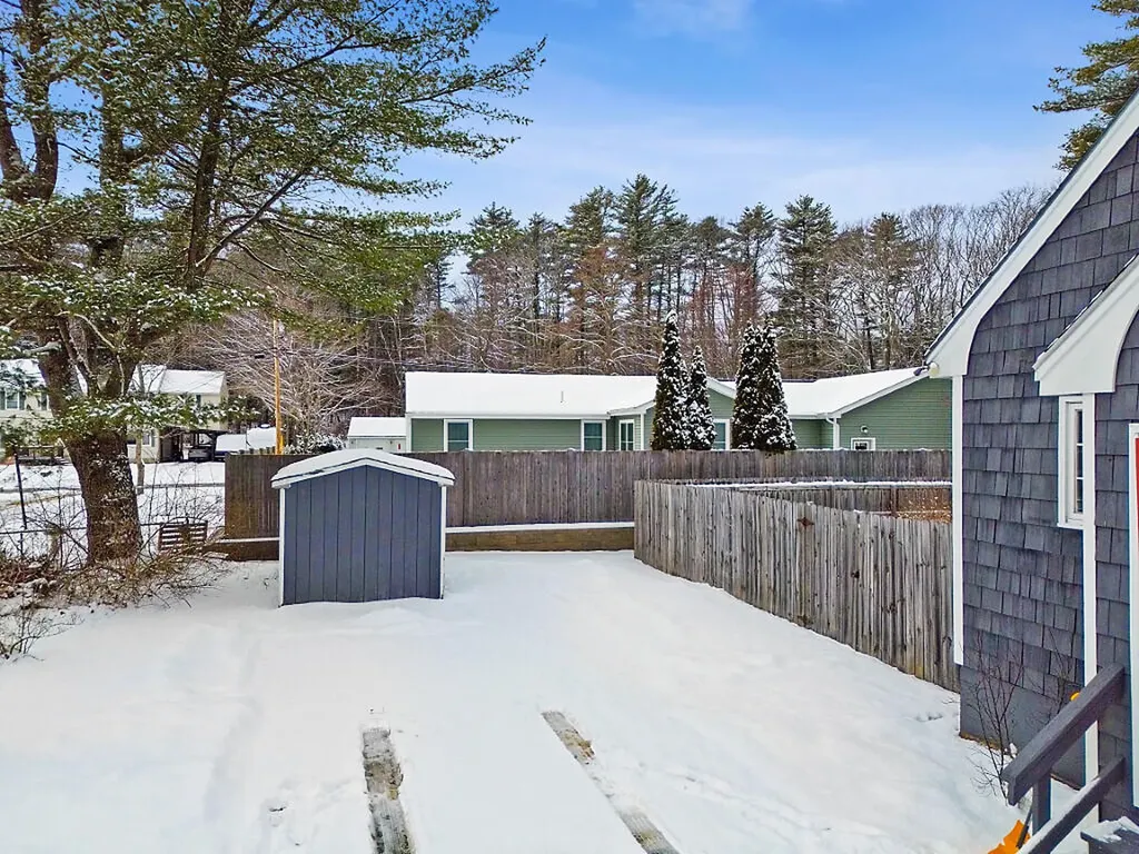 26 Barrows Drive Topsham ME 04086