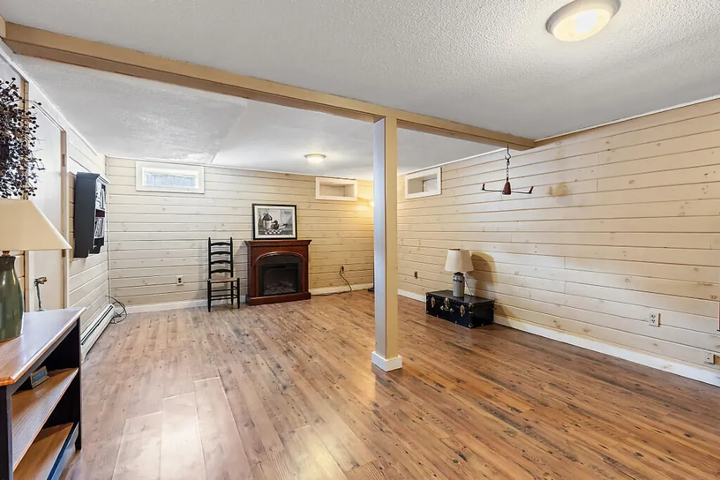26 Barrows Drive Topsham ME 04086
