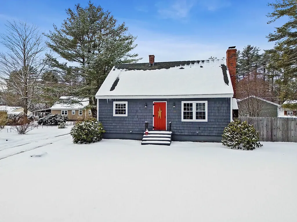 26 Barrows Drive Topsham ME 04086