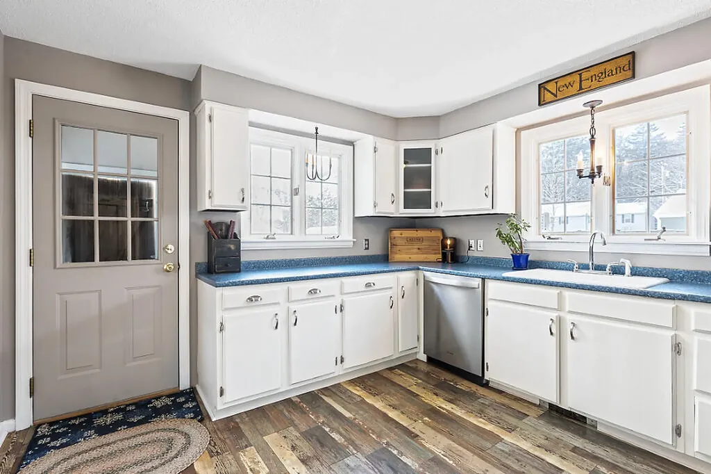 26 Barrows Drive Topsham ME 04086