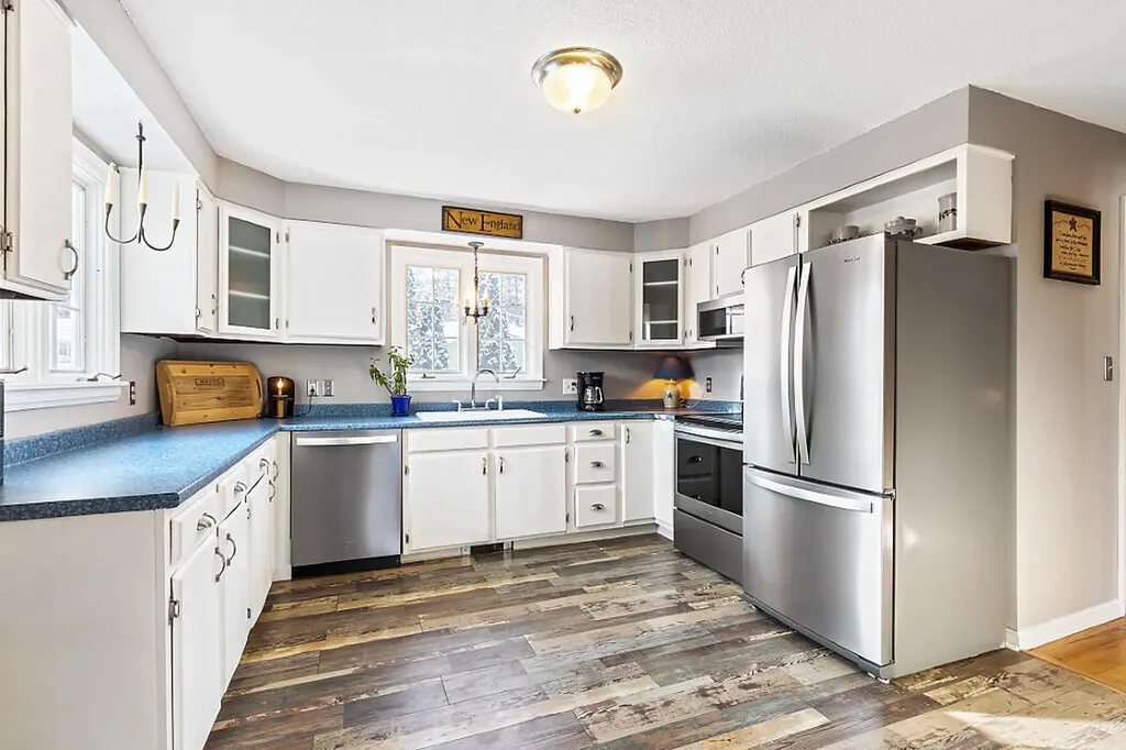 26 Barrows Drive Topsham ME 04086