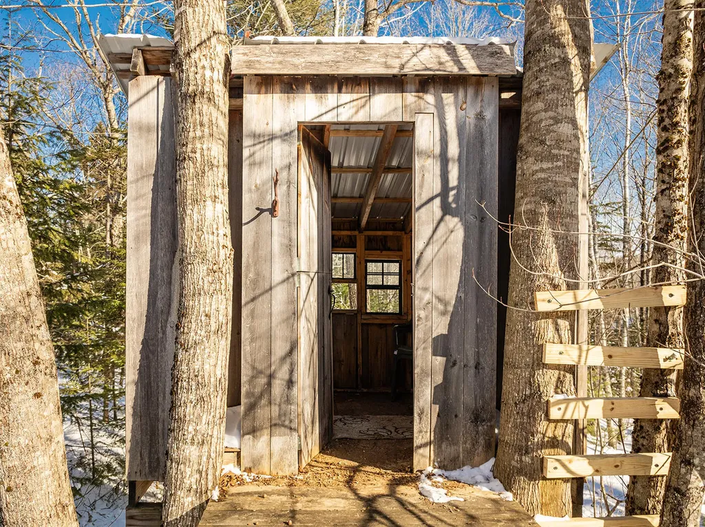 12 Pine Brae Lane Rockport ME 04856